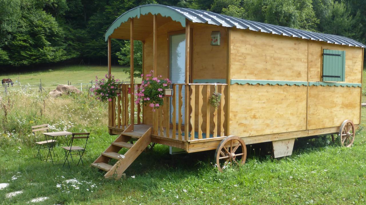 Bed and Breakfast Roulottes Django et Bella Gueberschwihr Esterno foto