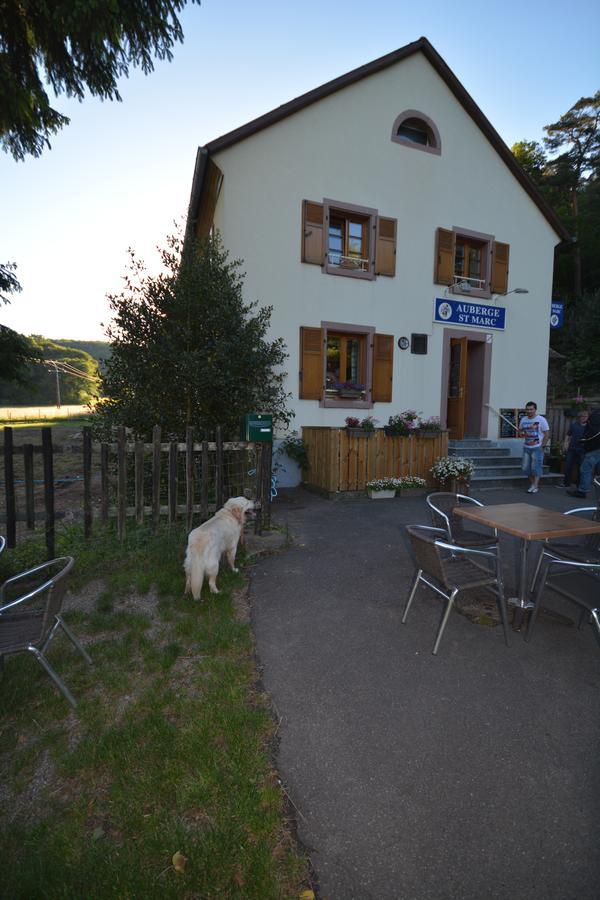 Bed and Breakfast Roulottes Django et Bella Gueberschwihr Esterno foto